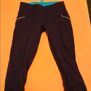 Athleta purple mid length leggings